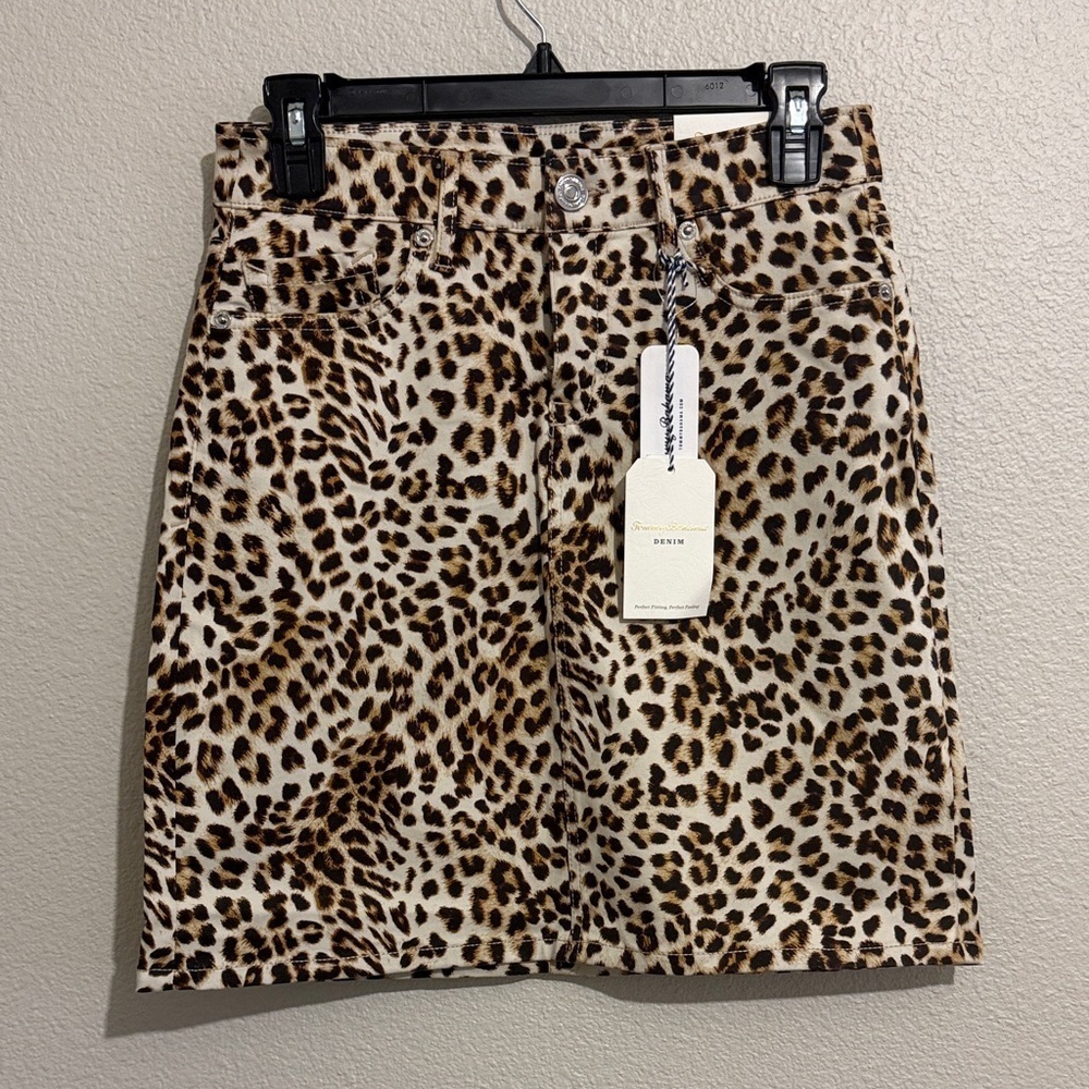 Tommy Bahama Leopard Print Mini Skirt Denim Stretch